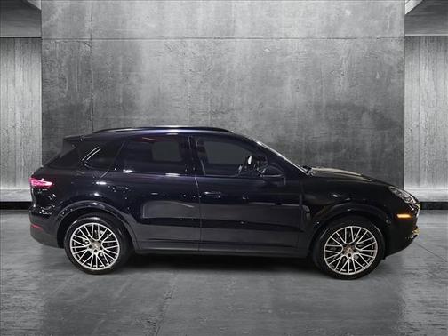 2022 Porsche Cayenne Platinum Edition