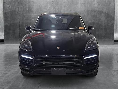2022 Porsche Cayenne Platinum Edition