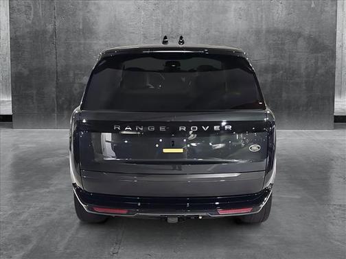 2023 Land Rover Range Rover P400 SE