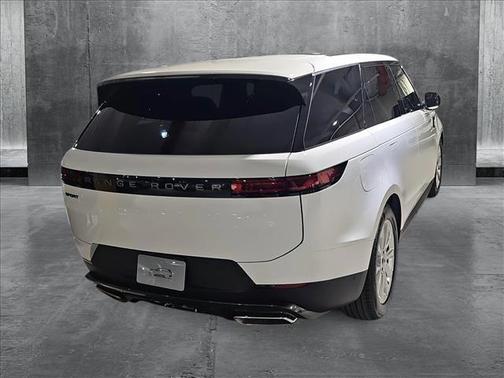 2025 Land Rover Range Rover Sport SE