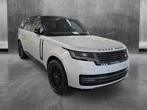 2025 Land Rover Range Rover P400 SE