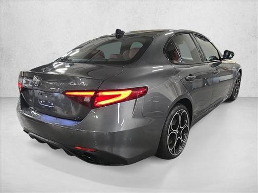 2022 Alfa Romeo Giulia Veloce