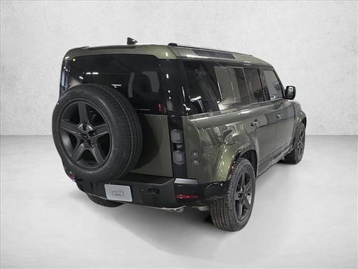 2026 Land Rover Defender P400 X-Dynamic SE