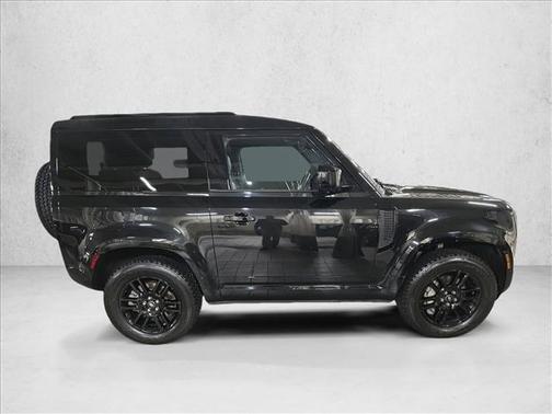 2024 Land Rover Defender 90 P400 X-Dynamic SE