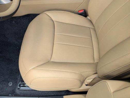 2025 Land Rover Range Rover P400 SE