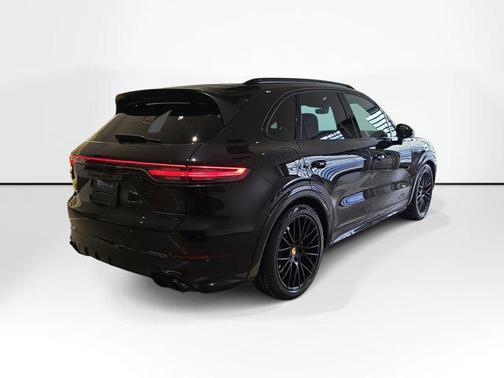 2021 Porsche Cayenne GTS