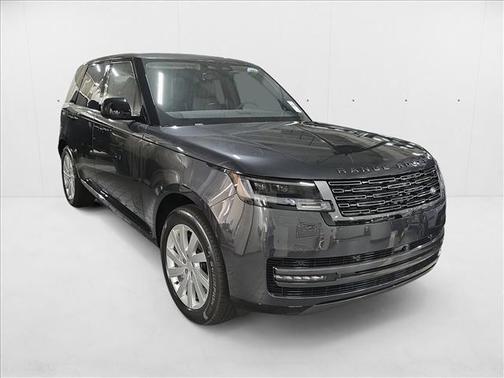 2025 Land Rover Range Rover P550e SE