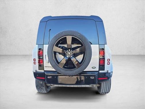 2023 Land Rover Defender 110 X-Dynamic SE