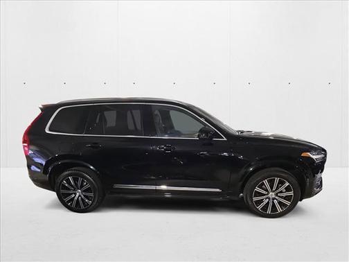 2024 Volvo XC90 B6 Plus Bright Theme 7-Seater