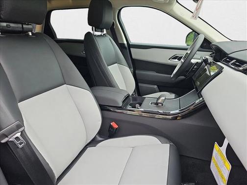 2025 Land Rover Range Rover Velar P400 Dynamic SE