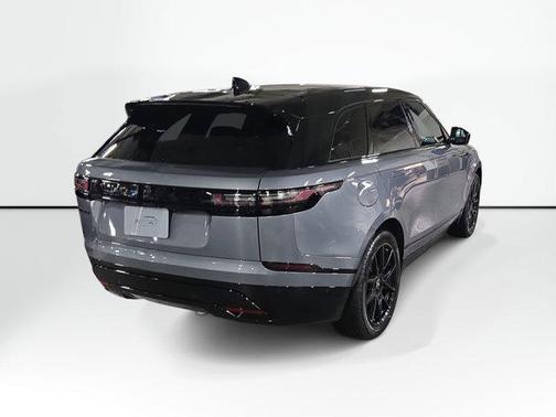 2026 Land Rover Range Rover Velar P400 Dynamic SE