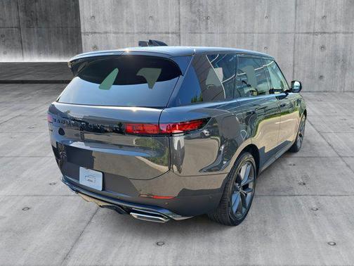 2025 Land Rover Range Rover Sport SE