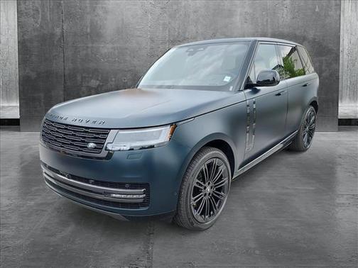 2025 Land Rover Range Rover P400 SE