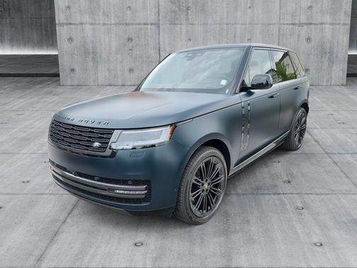 2025 Land Rover Range Rover P400 SE