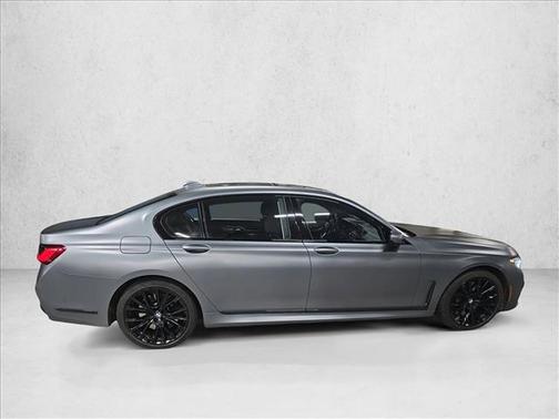 2022 BMW 750 i xDrive