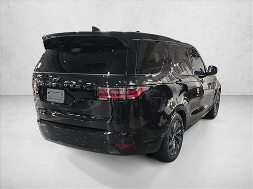 2024 Land Rover Discovery P360 Dynamic SE