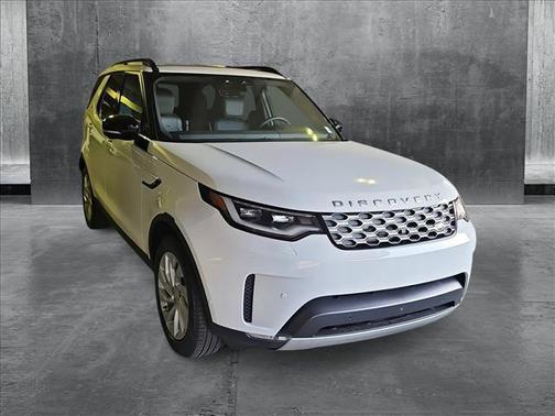 2025 Land Rover Discovery P300 S