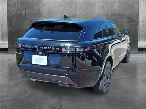 2026 Land Rover Range Rover Velar P400 Dynamic SE