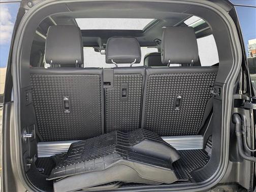 Carpathian Grey Premium Metallic 2023 Land Rover Defender V8