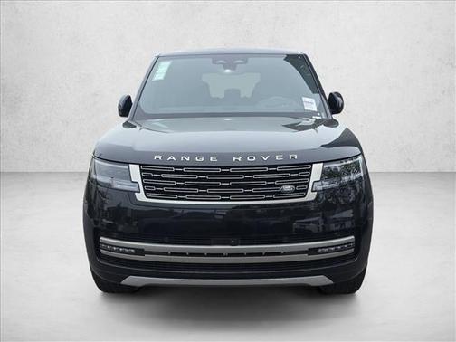 Santorini Black Metallic 2026 Land Rover Range Rover P400 SE