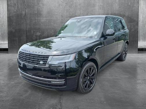 2025 Land Rover Range Rover P400 SE