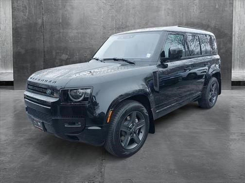 2025 Land Rover Defender 110 P400 X-Dynamic SE