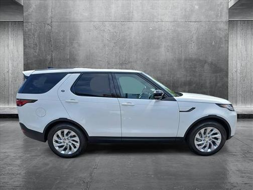2025 Land Rover Discovery P300 S