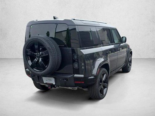 Carpathian Grey Premium Metallic 2026 Land Rover Defender P400 X-Dynamic SE