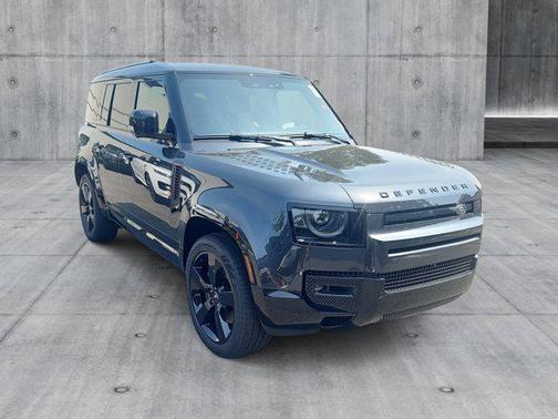 2025 Land Rover Defender 110 P400 X-Dynamic SE