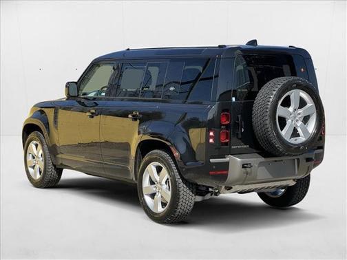 2024 Land Rover Defender 110 P400 X-Dynamic SE