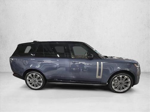 2026 Land Rover Range Rover P400 SE 7 Seat