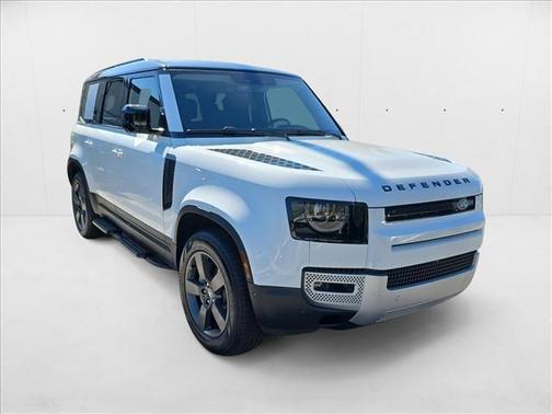 2025 Land Rover Defender 110 P400 S
