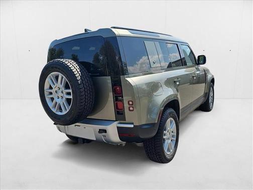 2024 Land Rover Defender 110 P400 S