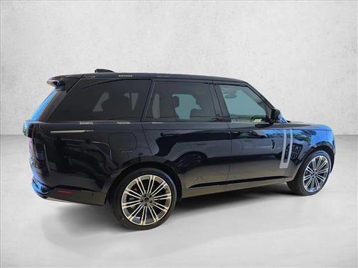 Constellation Blue SV Bespoke Ult Met Gloss 2026 Land Rover Range Rover P400 SE