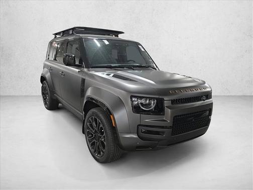 2026 Land Rover Defender OCTA