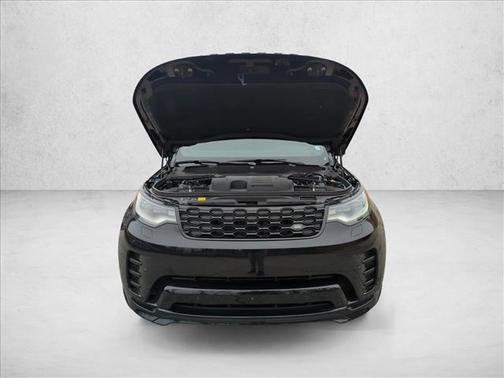 2024 Land Rover Discovery P360 Dynamic SE