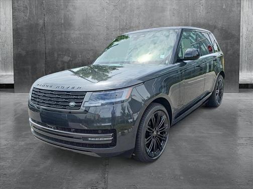2025 Land Rover Range Rover P400 SE