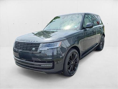 2025 Land Rover Range Rover P400 SE