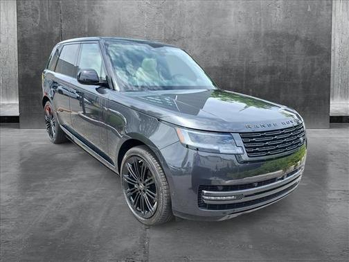 2025 Land Rover Range Rover P400 SE