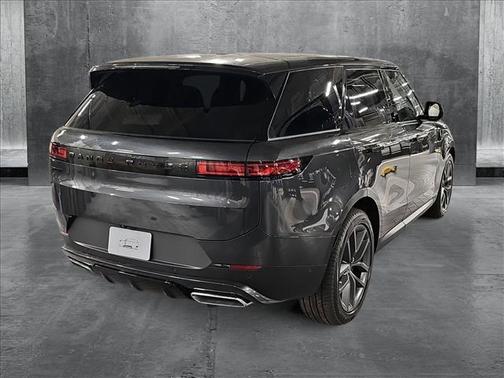 2025 Land Rover Range Rover Sport SE