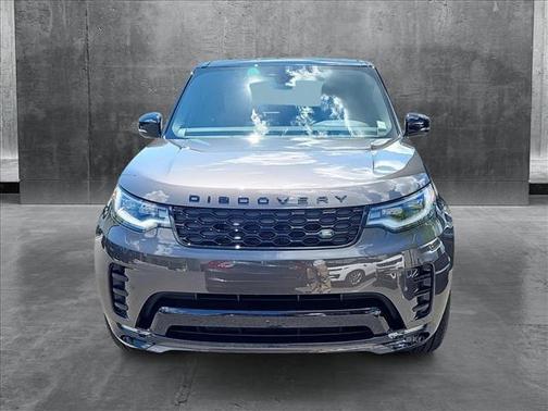 2025 Land Rover Discovery P300 Dynamic SE