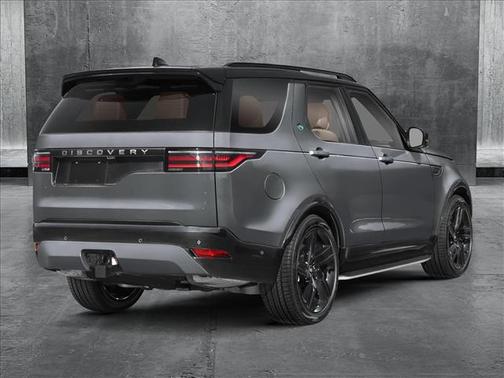 2025 Land Rover Discovery P300 Dynamic SE