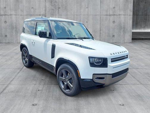 2025 Land Rover Defender 90 P400 X-Dynamic SE