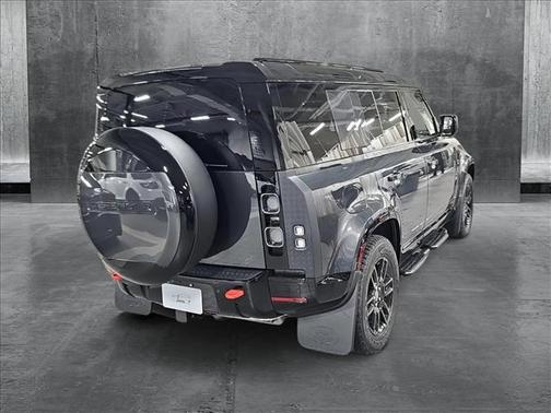 2025 Land Rover Defender 110 P400 X