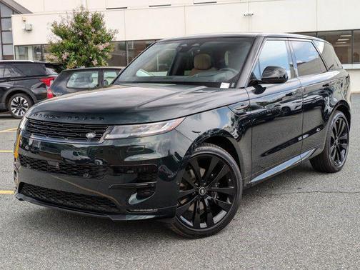 2025 Land Rover Range Rover Sport SE