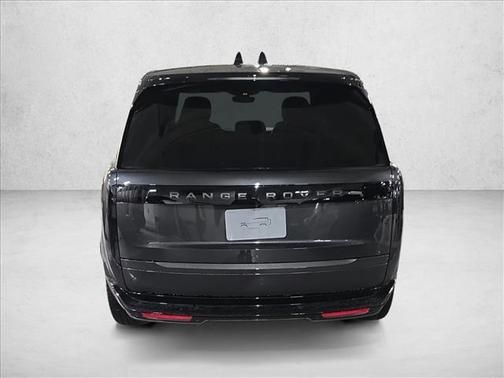 2026 Land Rover Range Rover P400 SE