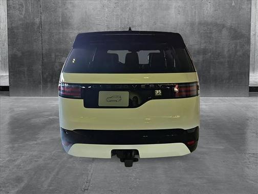 2025 Land Rover Discovery P360 Dynamic SE