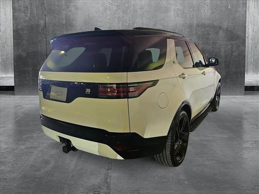 2025 Land Rover Discovery P360 Dynamic SE