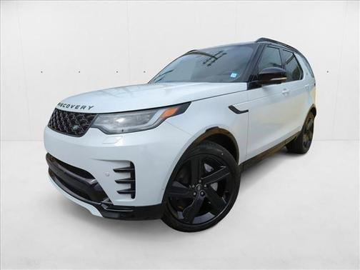 2024 Land Rover Discovery P300 Dynamic SE