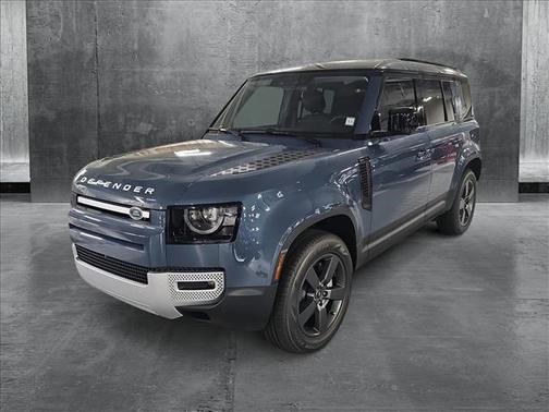 2025 Land Rover Defender 110 P300